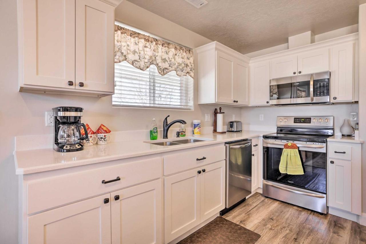 Central Kanab Apartment With Updated Interior! Exterior photo